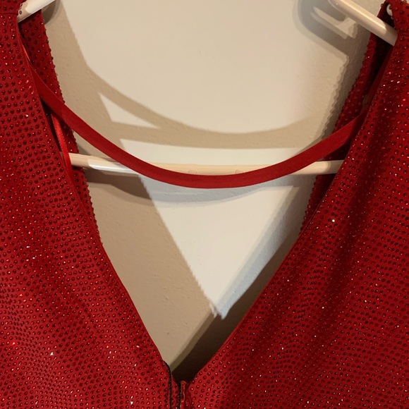 ZARA NWT SHORT DRESS WITH RHINESTONE SHOULDER PADS SIZE M red Valentine’s day - Picture 15 of 16